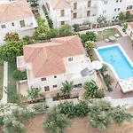 Апарт-отель Erietta & By Kika Residences