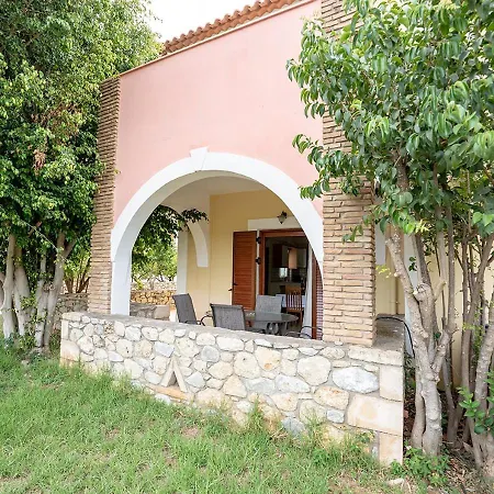 Erietta & By Kika Residences Stoúpa