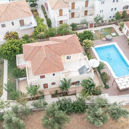 شقة فندقية Erietta & By Kika Residences