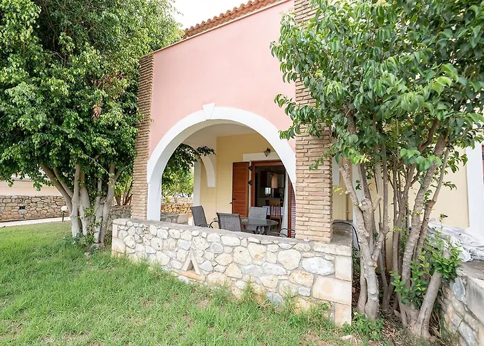 Erietta & By Kika Residences Stoupa