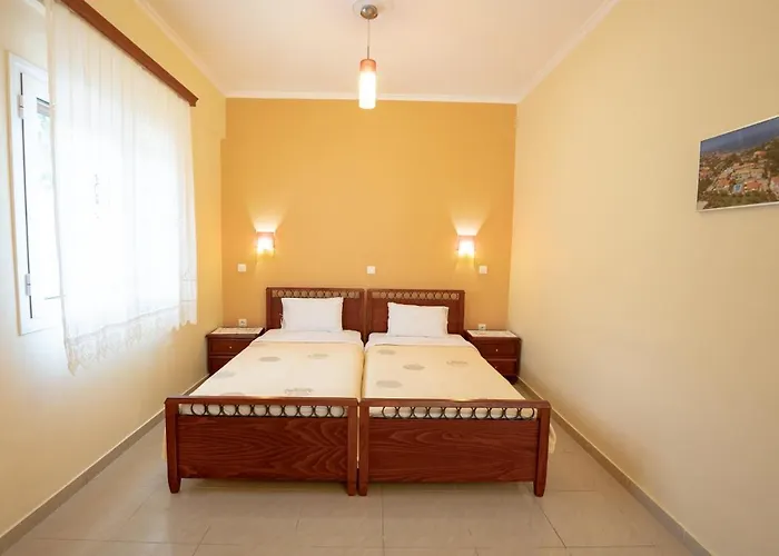 Erietta & By Kika Residences 3*