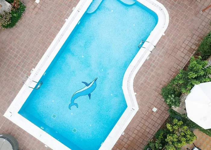 Erietta & By Kika Residences Stoúpa