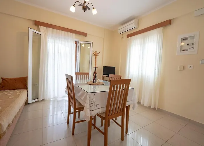 Aparthotel Erietta & By Kika Residences 3*