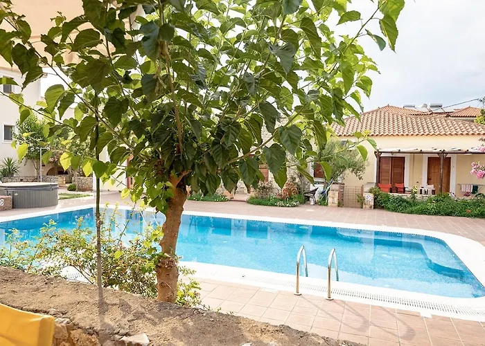 Erietta Studios&apartments By Kika Residences Lägenhetshotell 3*