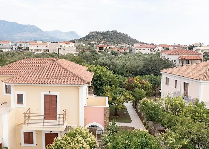 Erietta & By Kika Residences Stoupa