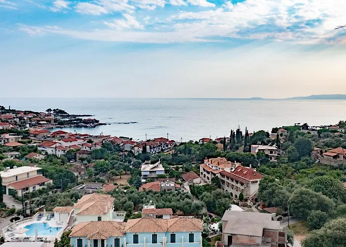 Aparthotel Erietta & By Kika Residences Stoupa